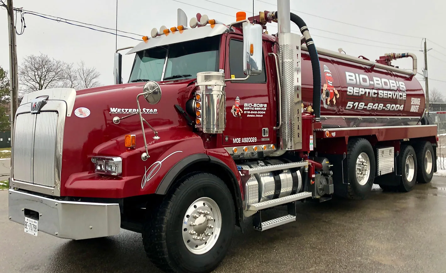 Bio-Bob's Western Star vacuum tanker, MOE A920029 on the door